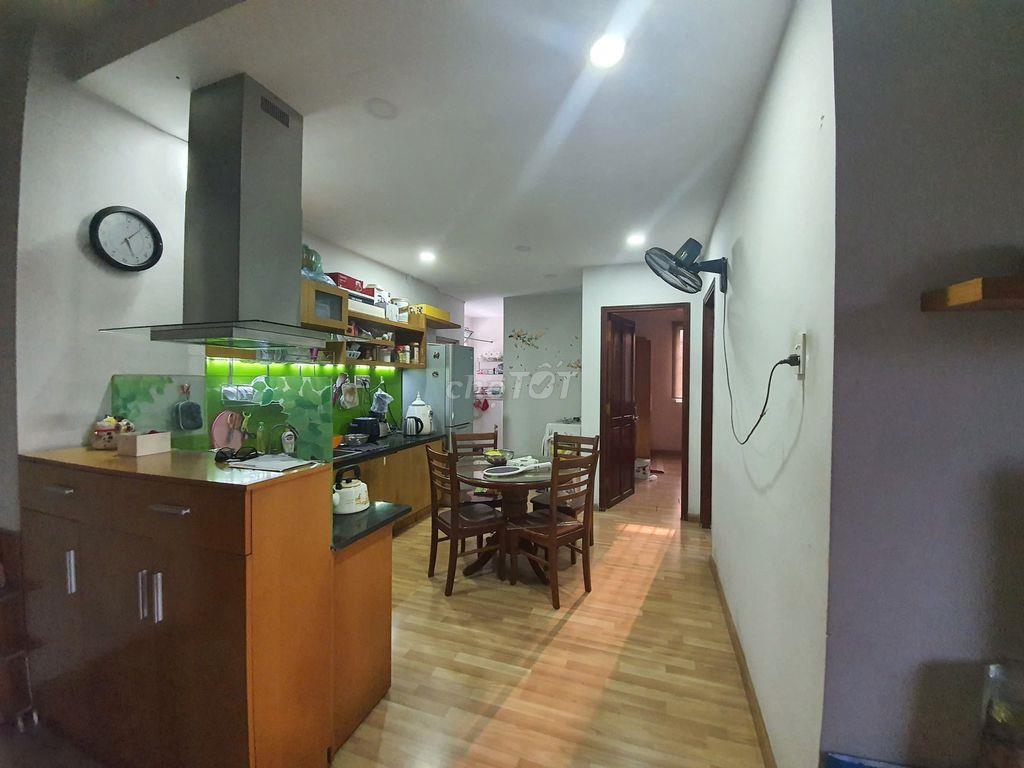 Chung cư Screc - Nhiêu Lộc căn 2p ngủ, rộng 73m2 giá 12,5tr/tháng.