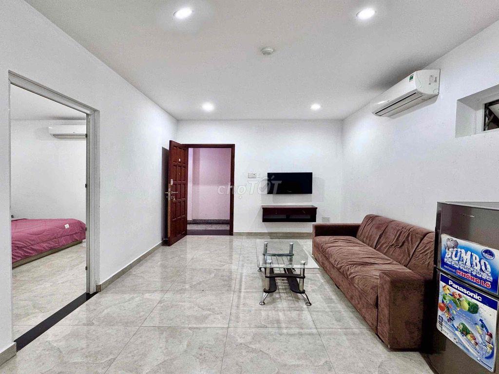 🚨CĂN HỘ 1PN 1PK Thang Máy Full Nội Thất Cao Cấp Ngay ETOWN - Nhà Ga T3
