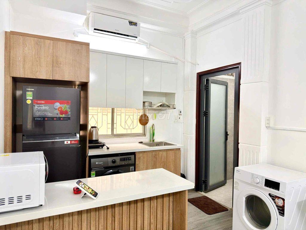 🔥 CĂN HỘ 1PN 50M2 SIÊU RỘNG – CỬA SỔ KÍNH LỚN NGẬP ÁNH SÁNG – TRUNG TÂ