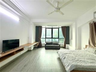 🔥 CĂN HỘ 1PN 50M2 SIÊU RỘNG – CỬA SỔ KÍNH LỚN NGẬP ÁNH SÁNG – TRUNG TÂ