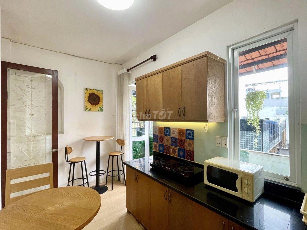 STUDIO TÁCH BẾP QUẬN 3 – DỌN VÀO Ở NGAY