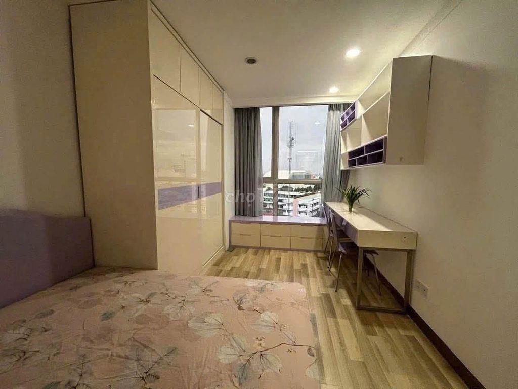 Chung cư Cao Cấp Terra Royal 2PN, Nội thất cao cấp, Giá thuê 18tr/th 
