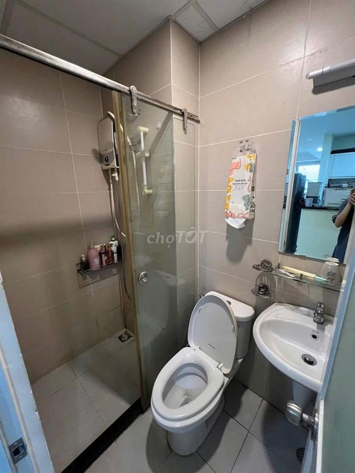 Giá 13tr/th, Chung cư Screc, 68m2, 2PN, 2WC, Nội thất, Trường Sa, Q3.