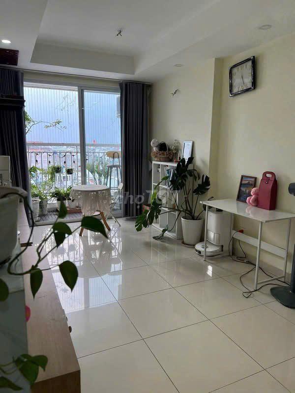 Giá 13tr/th, Chung cư Screc, 68m2, 2PN, 2WC, Nội thất, Trường Sa, Q3.