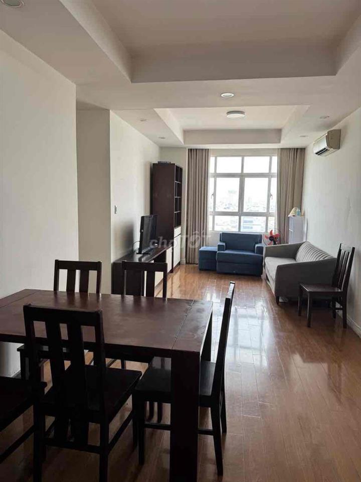 Cần cho thuê gấp căn hộ Cộng Hoà Plaza . DT: 96m2, 3PN, 2WC. Giá 17,5t