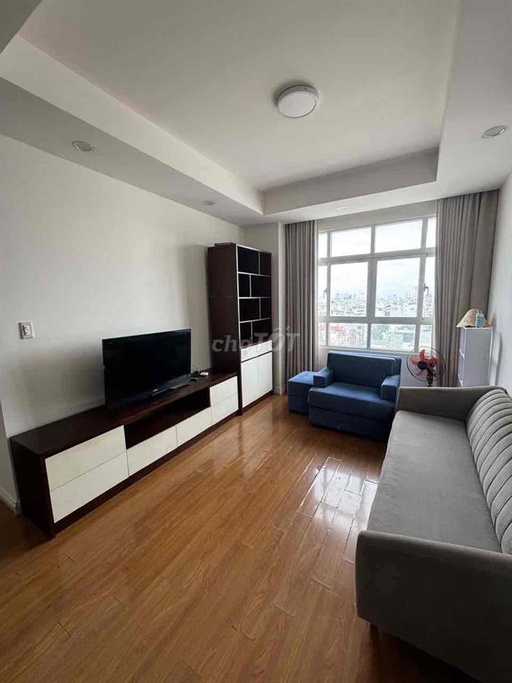 Cần cho thuê gấp căn hộ Cộng Hoà Plaza . DT: 96m2, 3PN, 2WC. Giá 17,5t