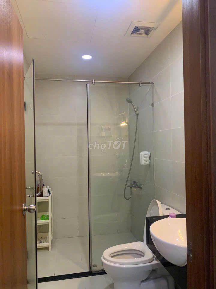 C/c Screc Tower, Trường Sa, Quận 3: Rộng 58m2,1p ngủ, giá 10tr/th