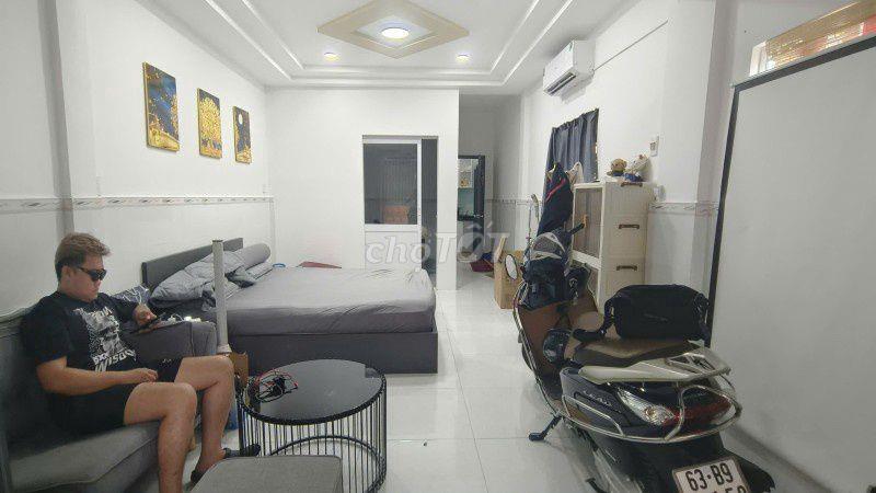 7.5 tỷ Hẻm Ô TÔ gần mt Cách Mạng Tháng 8 DT 44m2 2 tầng kinh doanh tốt