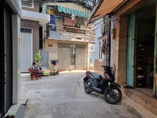 7.5 tỷ Hẻm Ô TÔ gần mt Cách Mạng Tháng 8 DT 44m2 2 tầng kinh doanh tốt