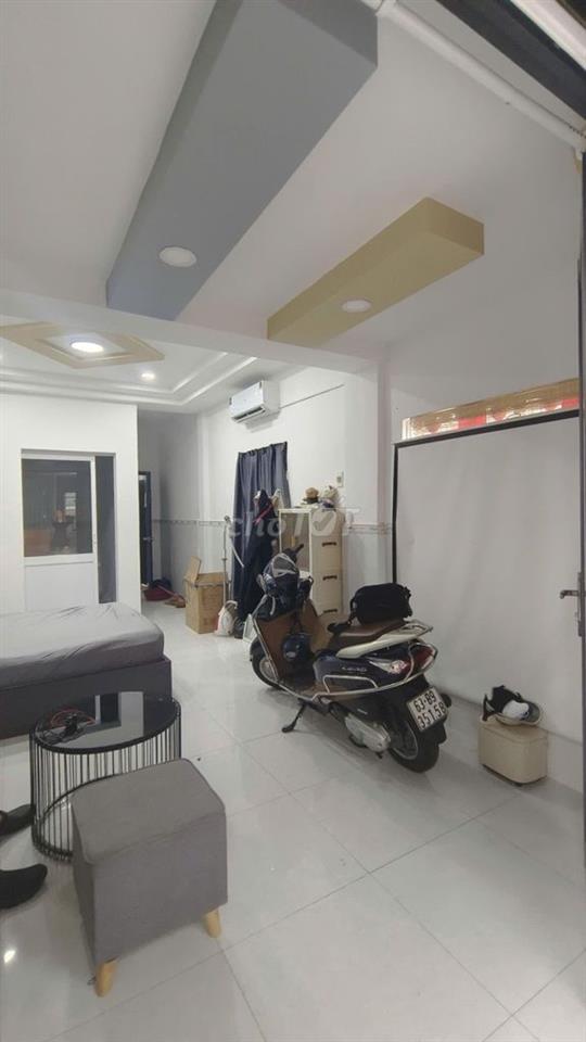 7.5 tỷ Hẻm Ô TÔ gần mt Cách Mạng Tháng 8 DT 44m2 2 tầng kinh doanh tốt