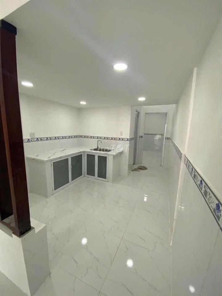 Nhà gần MT Trần Văn Đang, Quận 3. DT: 3,1m x 14m (41m2)