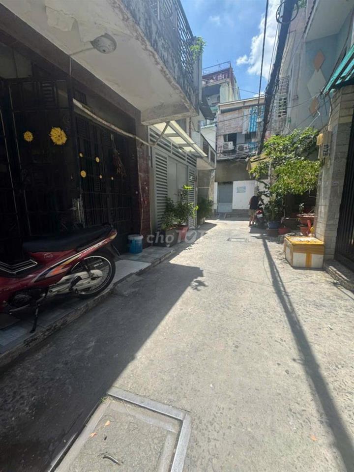 Nhà hẻm Tô Hiến Thành, Quận 10. Dt: 55m2. Giá 5,8 tỷ còn TL