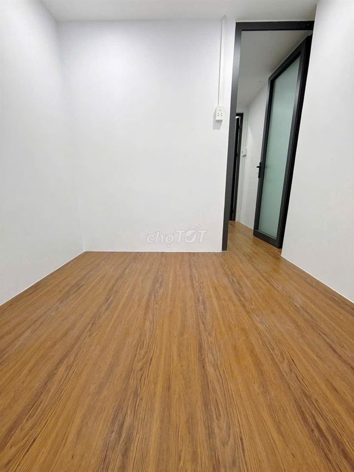Nhà mới gần MT Trần Hưng Đạo, Q5. Trệt 2 Lầu - 4 Phòng ngủ