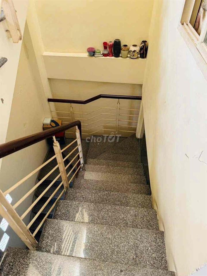 GĐ CẦN BÁN NHÀ CHÍNH CHỦ,HẺM THÔNG XE HƠI QUAY ĐẦU.NGAY TRƯỜNG,ST,BV..