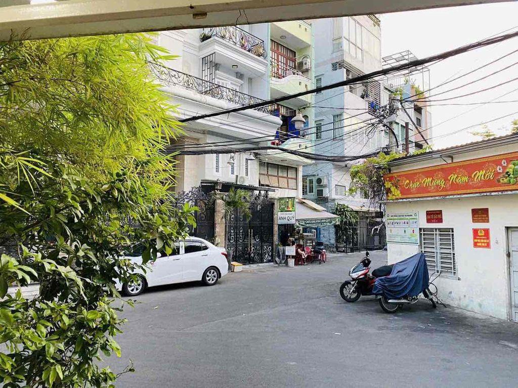 GĐ CẦN BÁN NHÀ CHÍNH CHỦ,HẺM THÔNG XE HƠI QUAY ĐẦU.NGAY TRƯỜNG,ST,BV..
