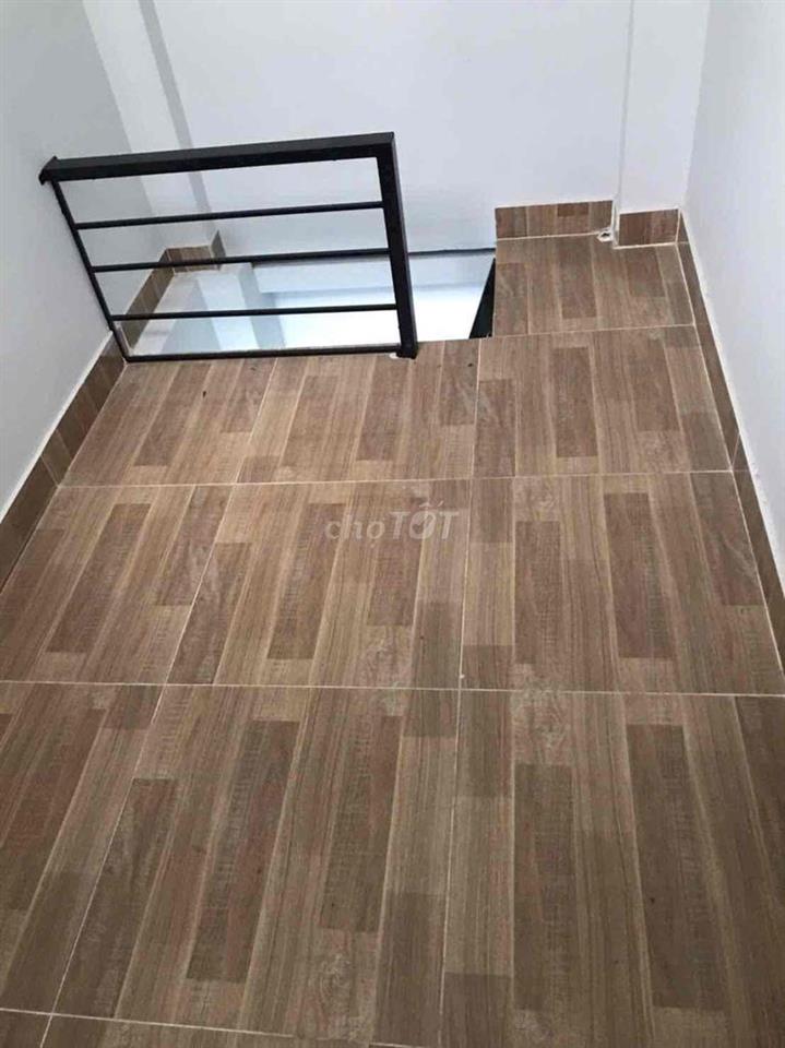 nhà Q10