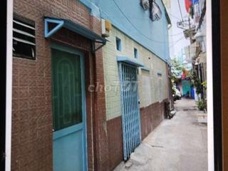 bán nhà để trống gần chợ 