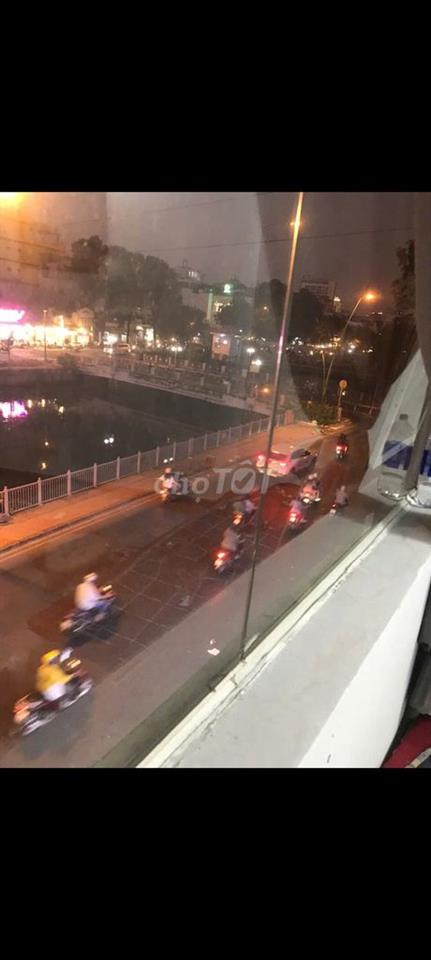 Bán nhà mặt tiền Quận 3 giá rẻ