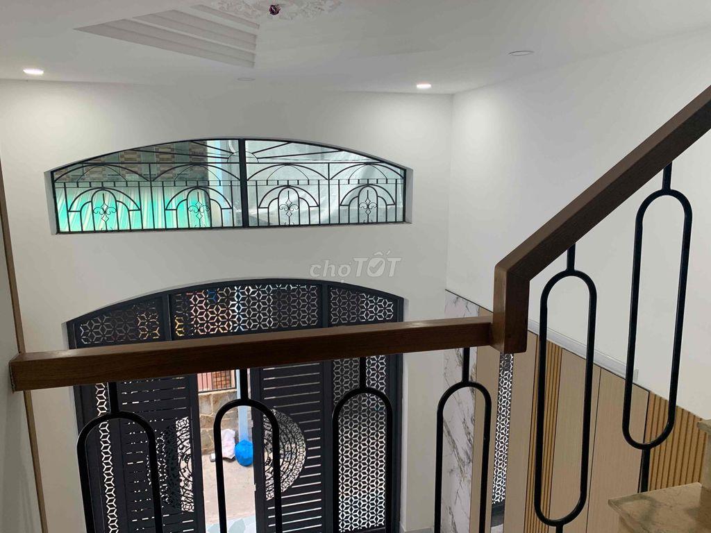 Nhà Lê Văn Sỹ Q.3 cần bán hoặc cho thuê