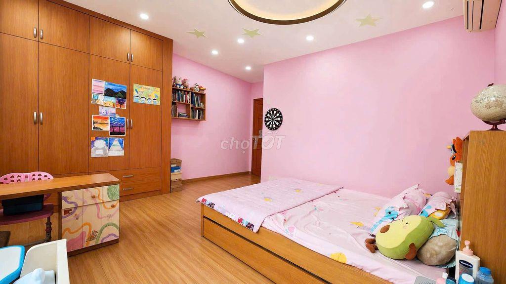 chuyển nhượng nhà phố trong khu Compound cao cấp chỉ 38 căn nhà phố
