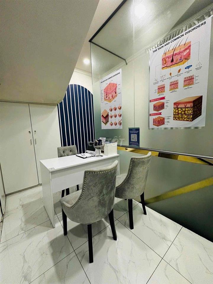 Cho thuê nhà mặt tiền Nguyễn Đình Chiểu, 51m², 3 lầu.( Sẵn mặt bằng)