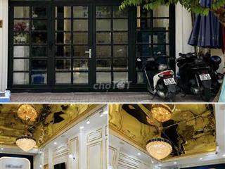 Cho thuê nhà mặt tiền Nguyễn Đình Chiểu, 51m², 3 lầu.( Sẵn mặt bằng)