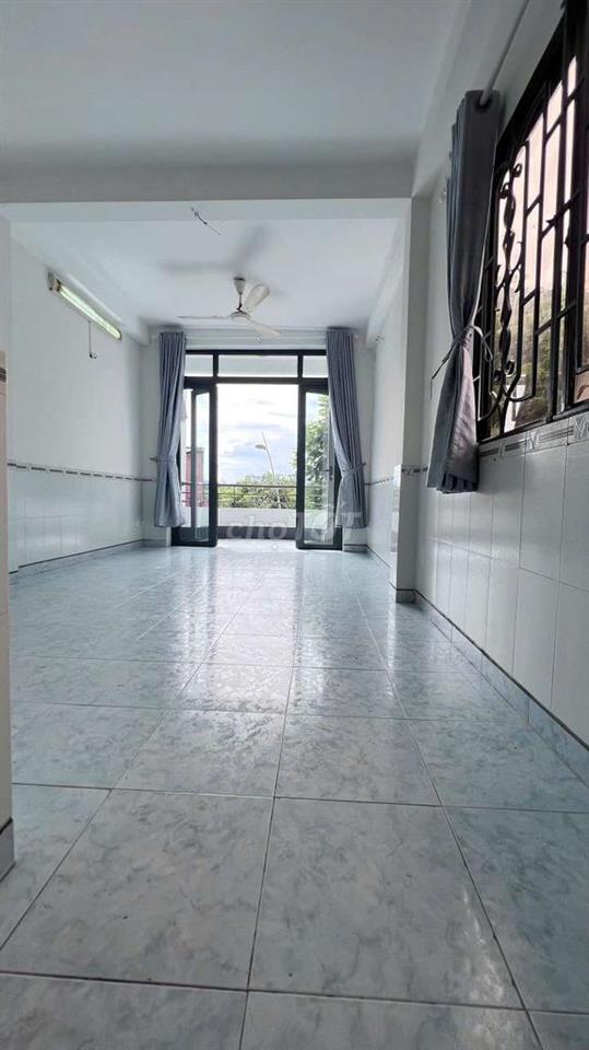 CHO THUÊ NHÀ MẶT TIỀN ĐƯỜNG TRƯỜNG SA VIEW KÊNH NHIÊU LỘC