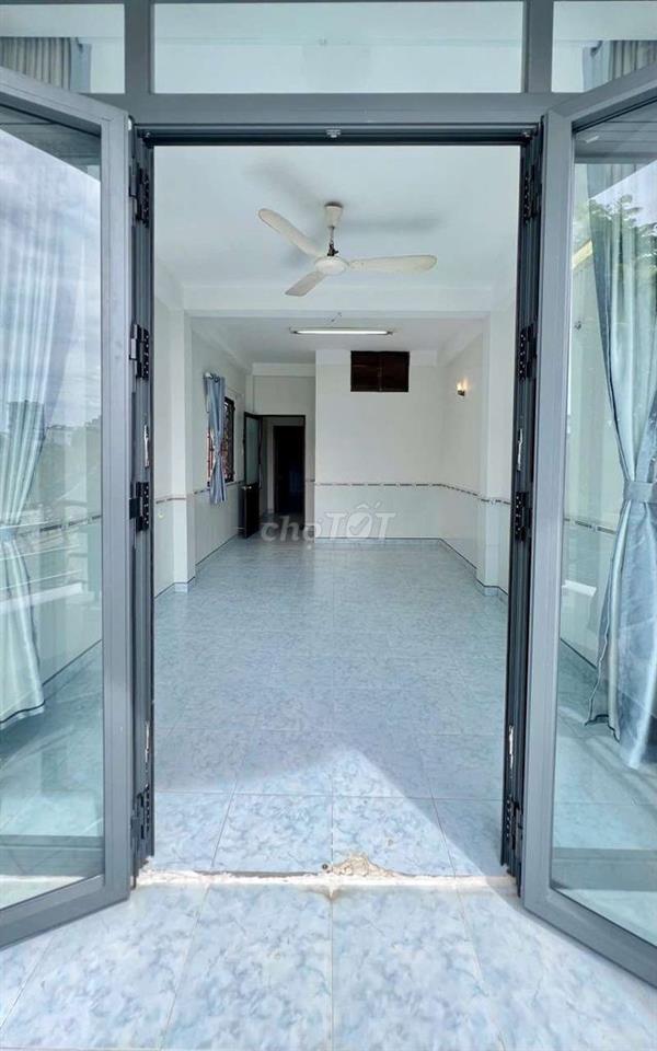 CHO THUÊ NHÀ NGUYÊN CĂN MẶT TIỀN ĐƯỜNG TRƯỜNG SA VIEW KÊNH NHIÊU LỘC
