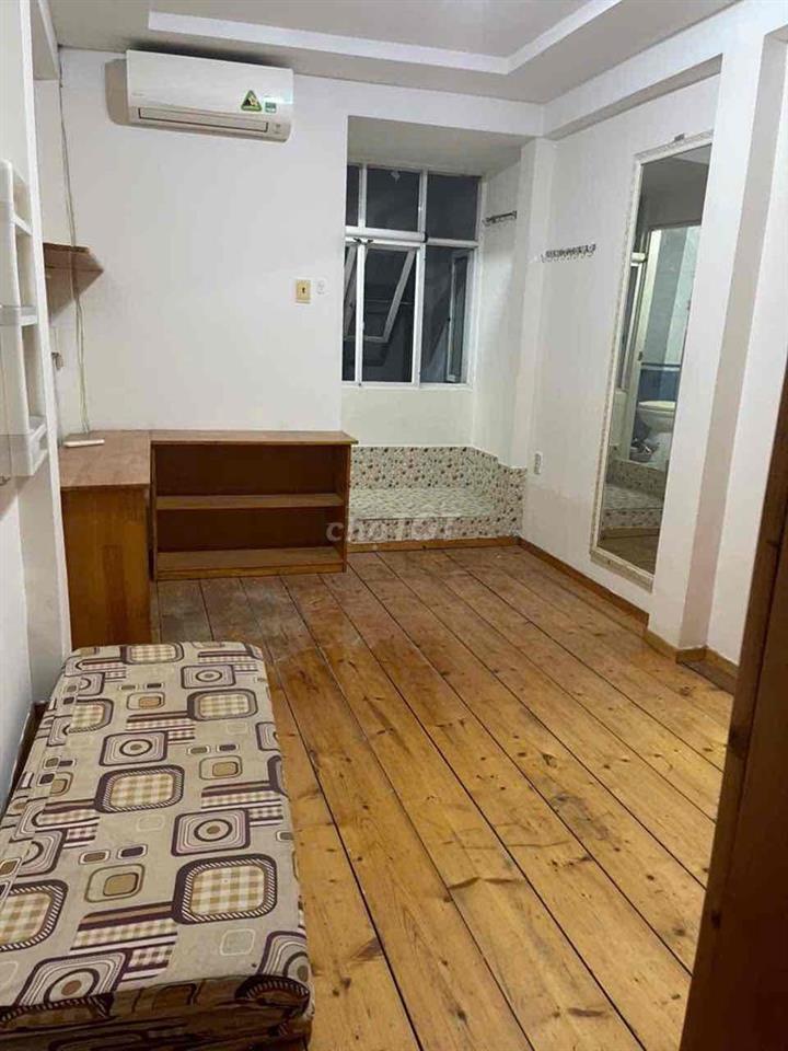 Cho thuê nhà Giải Phóng 45m2 nhà 1 trệt 2 lầu 4pn 3wc