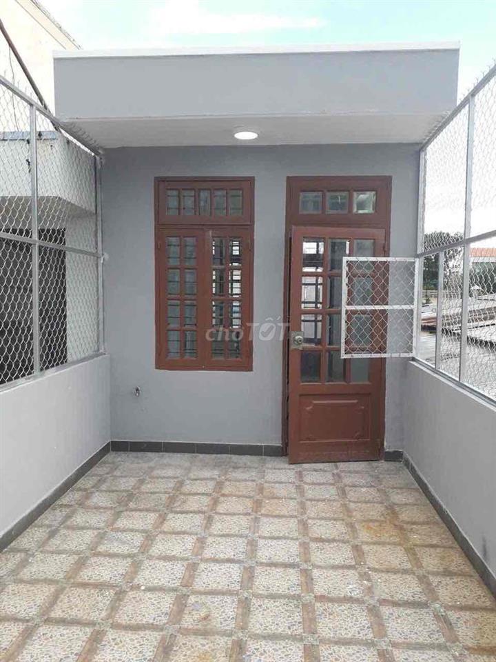 Cho thuê nhà mặt tiền Trần Văn Quang 3x19 1 trệt 1 lầu sân thượng