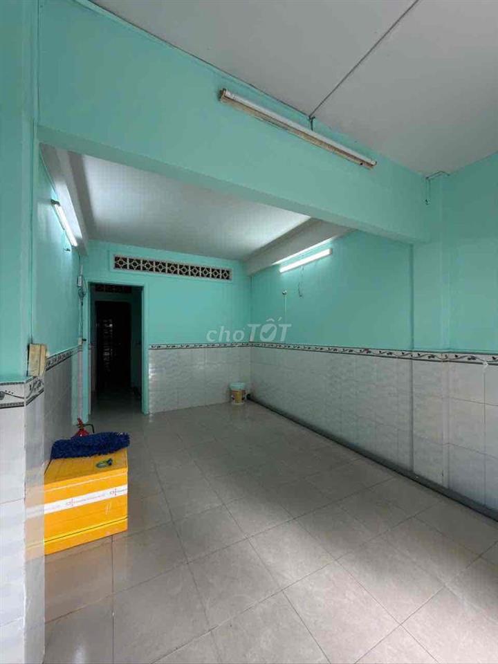 Cho thuê nhà HXH đường CMT8 3,5x12 1 trệt 1 lầu 2pn 2wc kd buôn bán