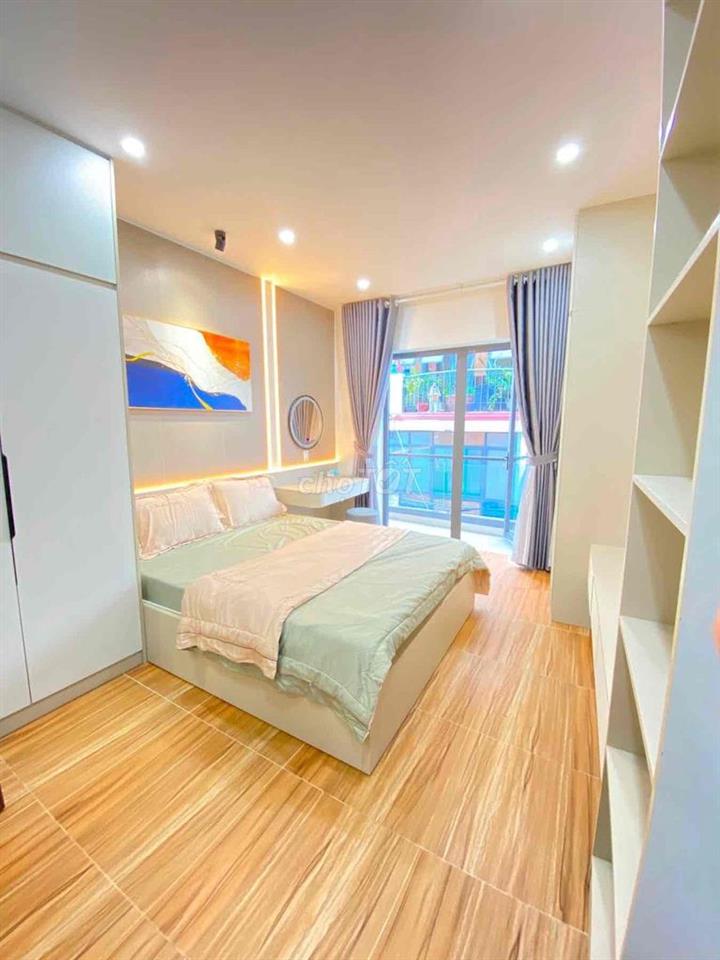 Cho thuê nhà HXH đường Hoàng Văn Thụ 4x8 1 trệt 3 lầu sân thượng