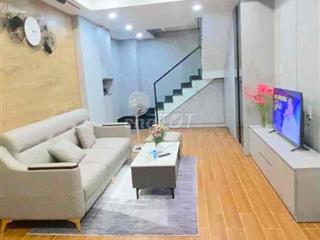 Cho thuê nhà HXH đường Hoàng Văn Thụ 4x8 1 trệt 3 lầu sân thượng