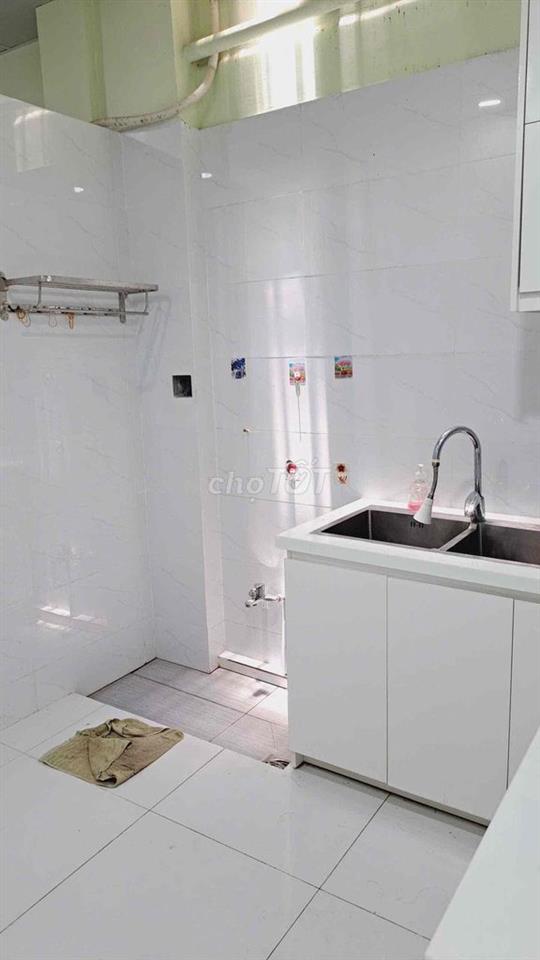 Cho thuê nhà mới 3,5x16 1 trệt 1 lầu đường Hoàng Văn Thụ