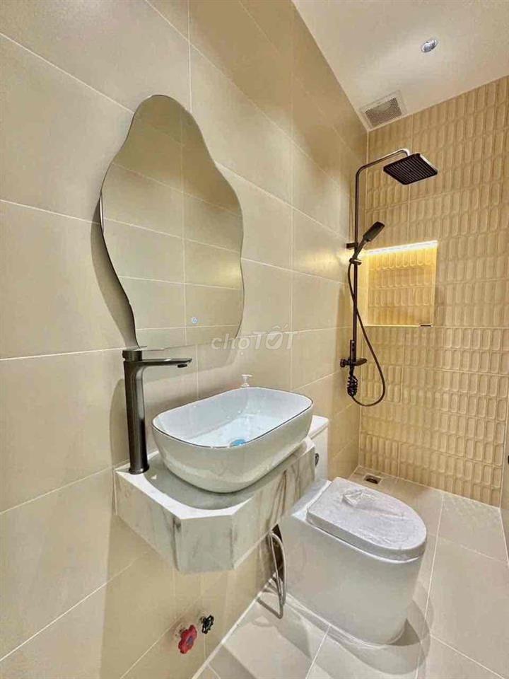 Cho thuê nhà Trần Văn Quang 4x13 1 trệt 2 lầu 4pn 4wc sân thượng