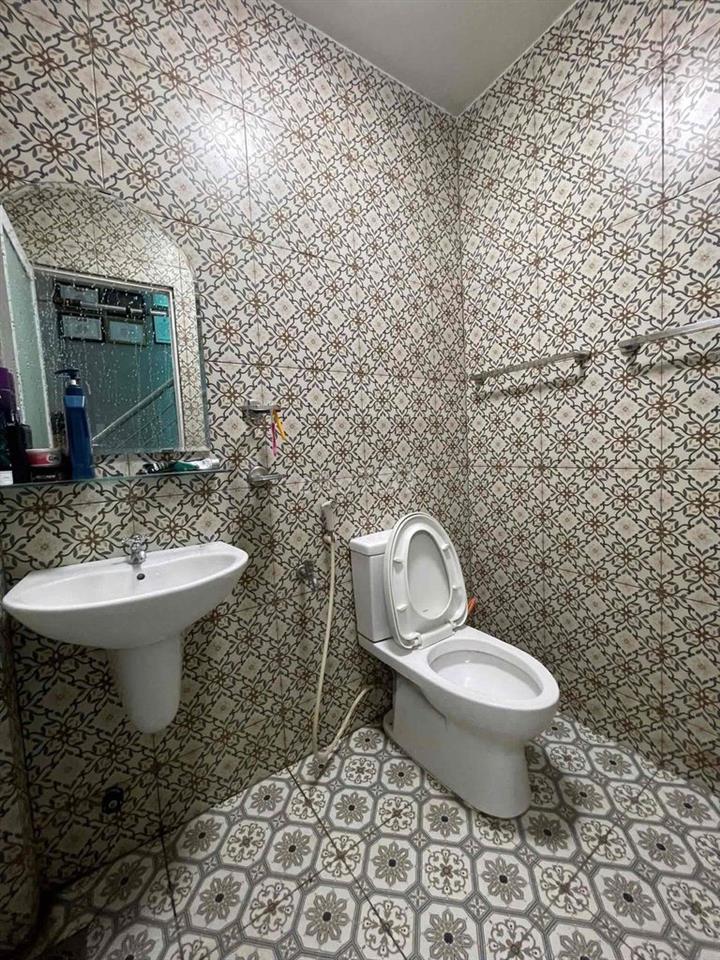 Cho thuê nhà HXH gần sân bay 3,6x11 kết cấu 1 trệt 1 lầu 2pn 2wc