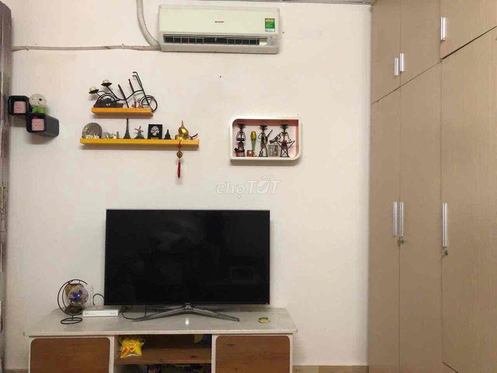 Cho thuê nhà đường Cộng Hoà 3,7x10 1 trệt 1 lầu 2pn 2wc full nội thất