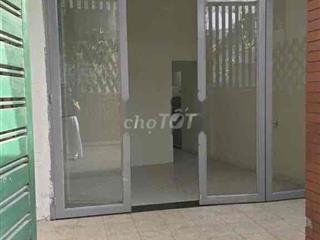 Cho thuê nhà mặt tiền Nguyễn Trọng Tuyển 4x20 cấp 4 3pn 1wc