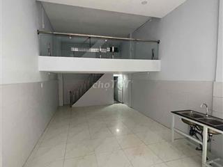 Cho thuê nhà mặt tiền ngay ngã tư Bảy Hiền 4x9 1 trệt 2 lầu 2pn 2wc