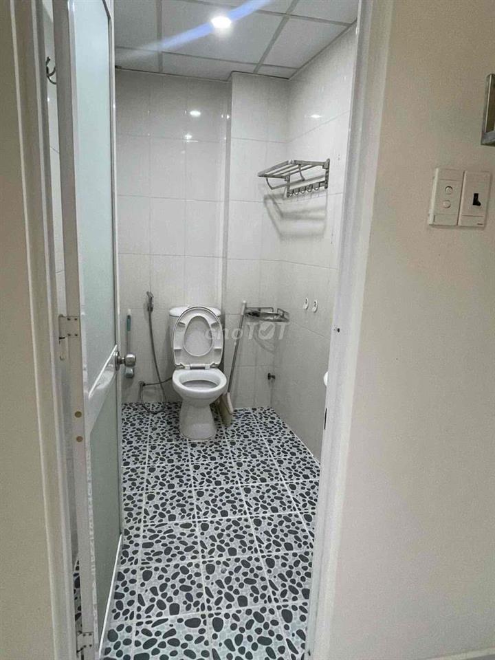 Cho thuê nhà Ni Sư Huỳnh Liên 4x11 1 trệt 1 lầu 2pn 2wc