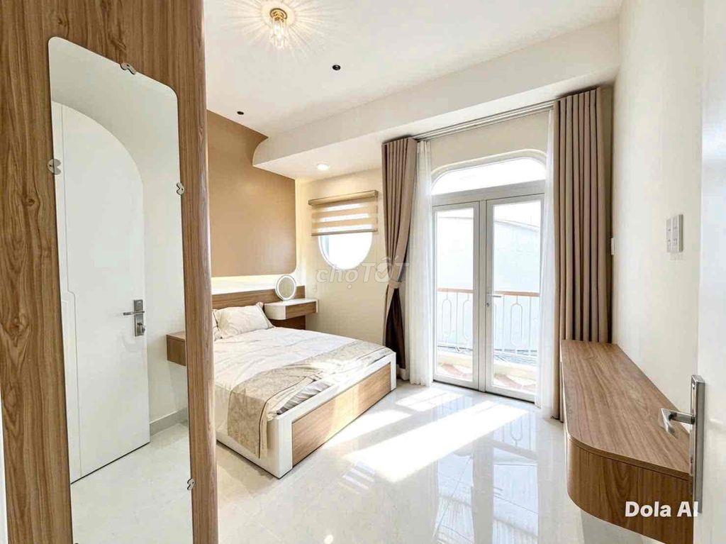 Cho thuê nhà đường CMT8 4x9 1 trệt 1 lửng 2 lầu 3pn 3wc full nt