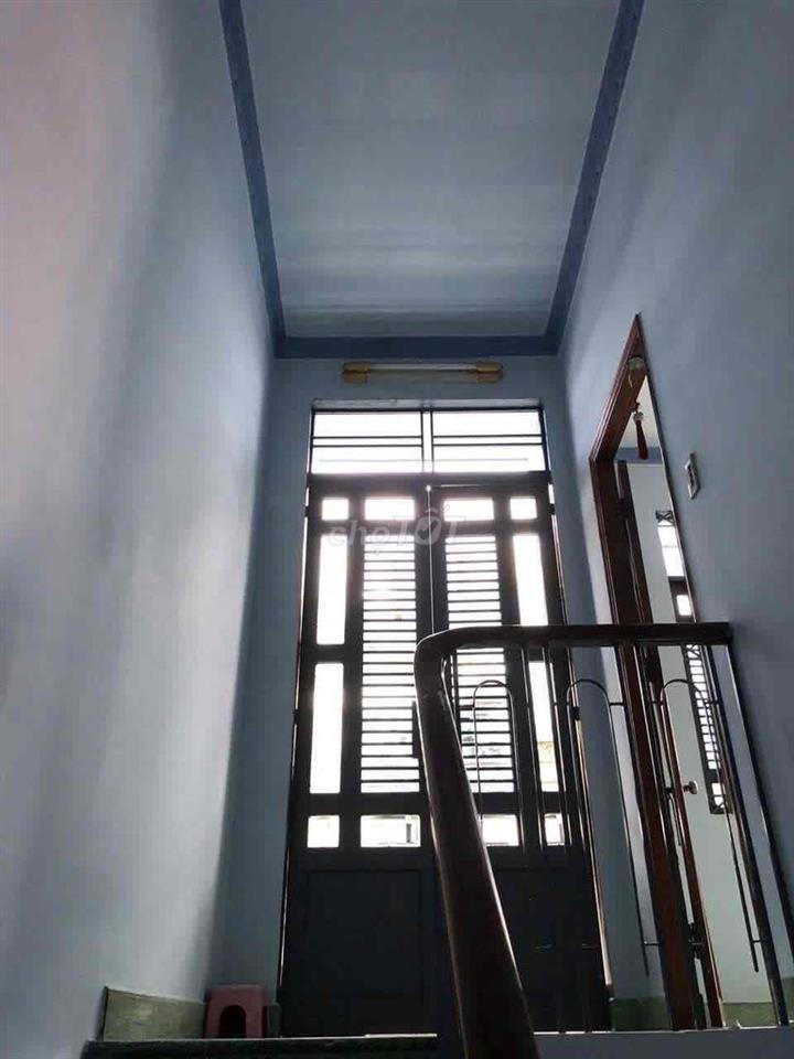 Cho thuê nhà HXH đường Nguyễn Bặc 1 trệt 2 lầu 2pn 2wc