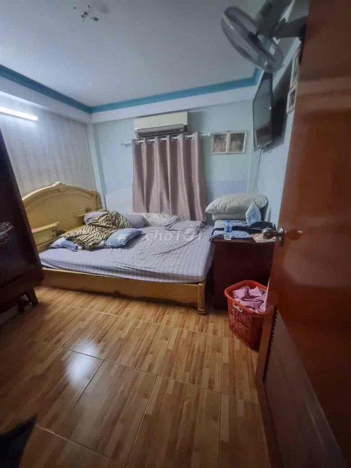 Cho thuê nhà đường Đồng Đen 3,2x10 1 trệt 1 lửng 2 lầu st 4pn 4wc