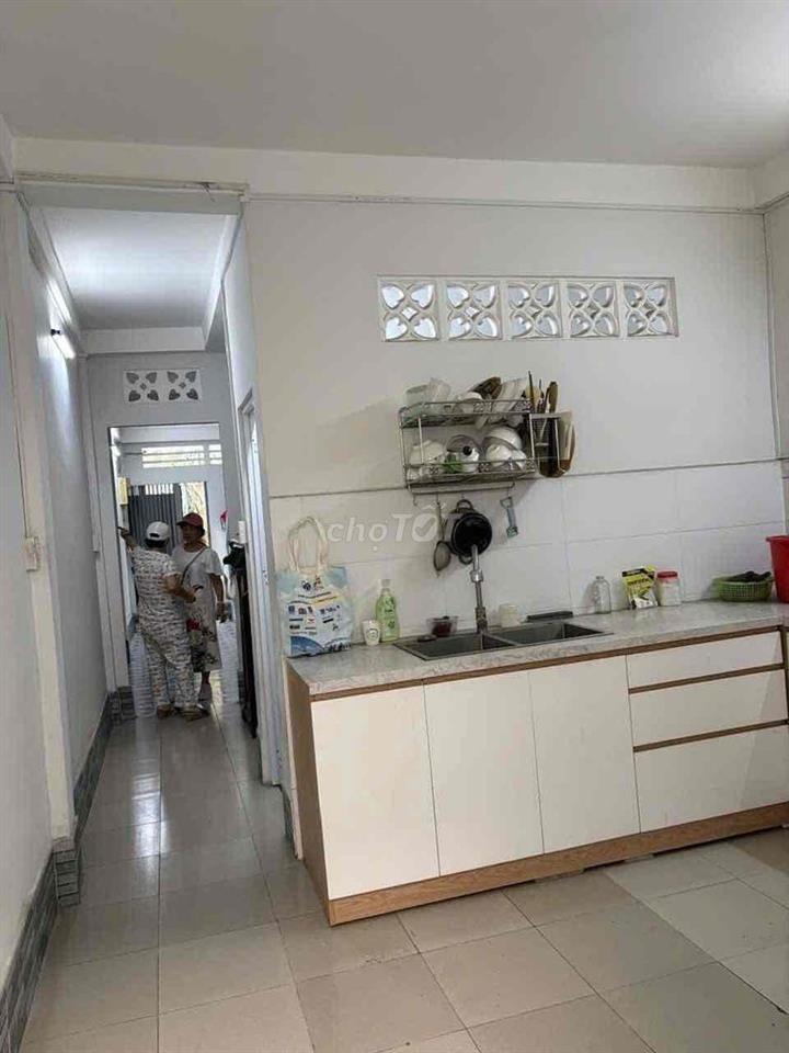 Cho thuê nhà Âu Cơ 4x14 1 trệt 1 lầu 2pn 2wc nhà sạch sẽ thoáng mát