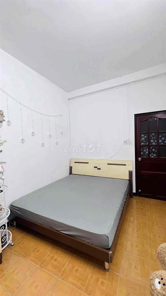 Cho thuê nhà Lê Văn Sỹ 3,5x16 1 trệt 2 lầu 4pn 3wc full nội thất