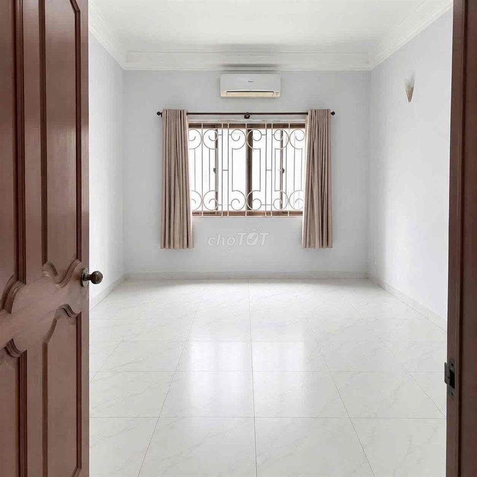 Cho thuê nhà MT Võ Văn Tần (trệt + tầng1)