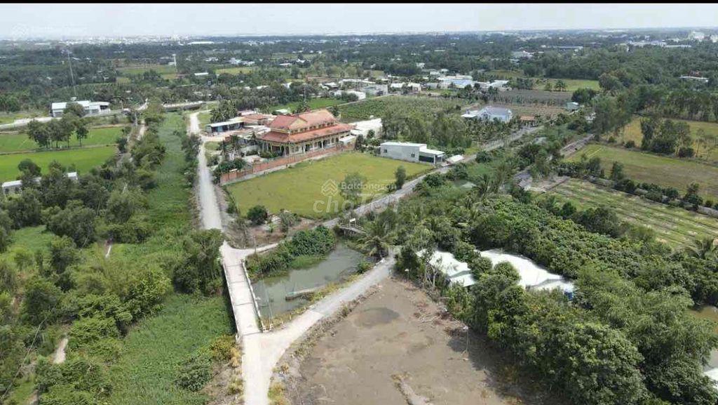 1700m thổ cư giá 12 tỷ banks siết bán 9 tỷ