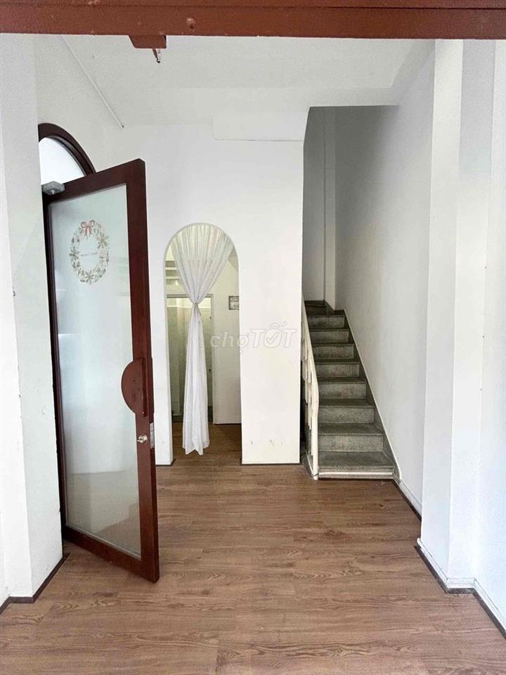 Cho thuê nhà Lê Văn Sỹ Q3 | 5x10 | Trệt 2 lầu sân thượng | 3PN 4WC