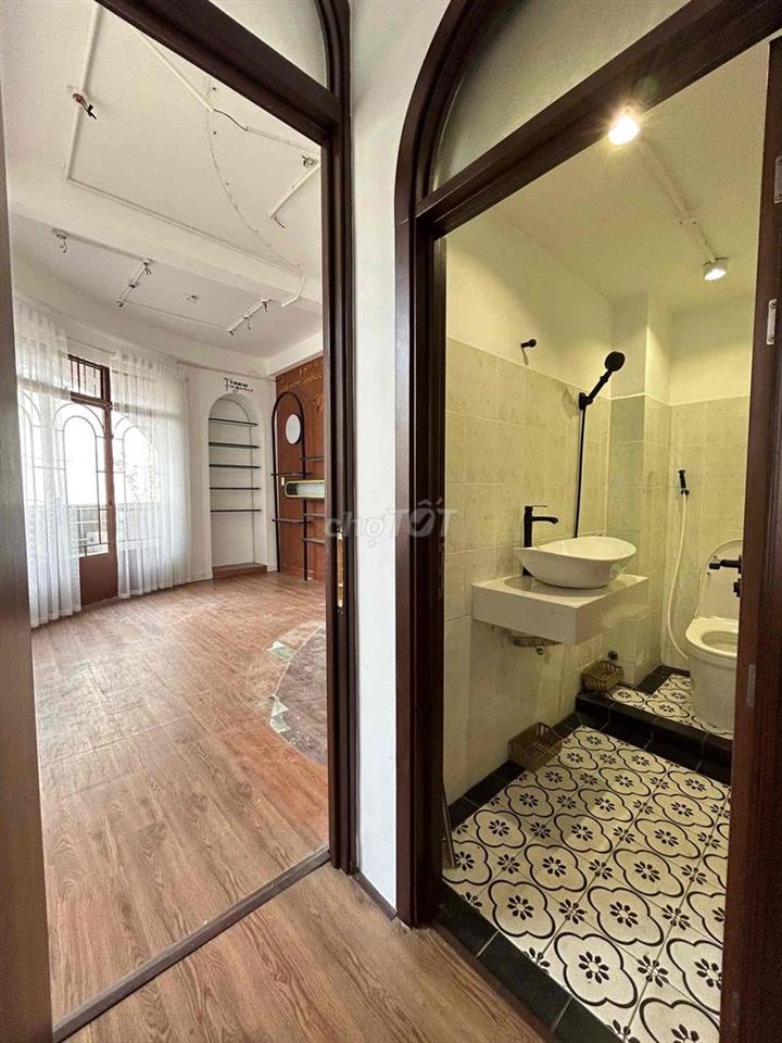 Cho thuê nhà Lê Văn Sỹ Q3 | 5x10 | Trệt 2 lầu sân thượng | 3PN 4WC