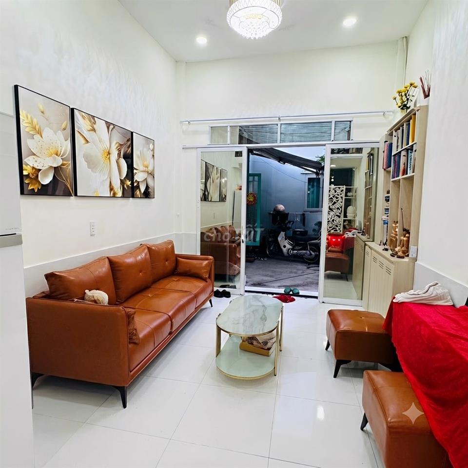 Cho Thuê Nhà Full Nội Thất Cao Cấp - 70m2 đường Huỳnh Tịnh Của Quận 3